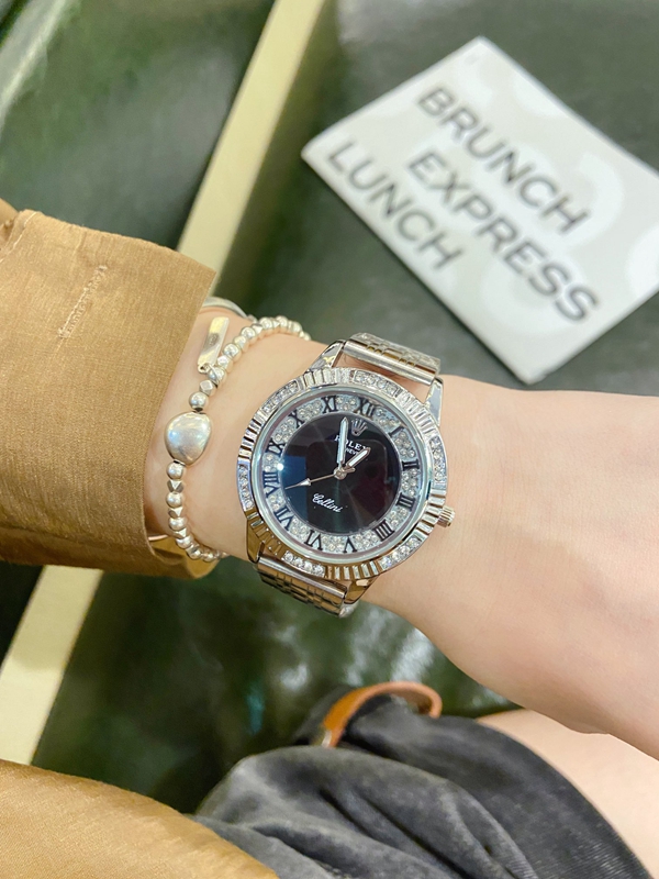 ブランド時計角部分ディテール